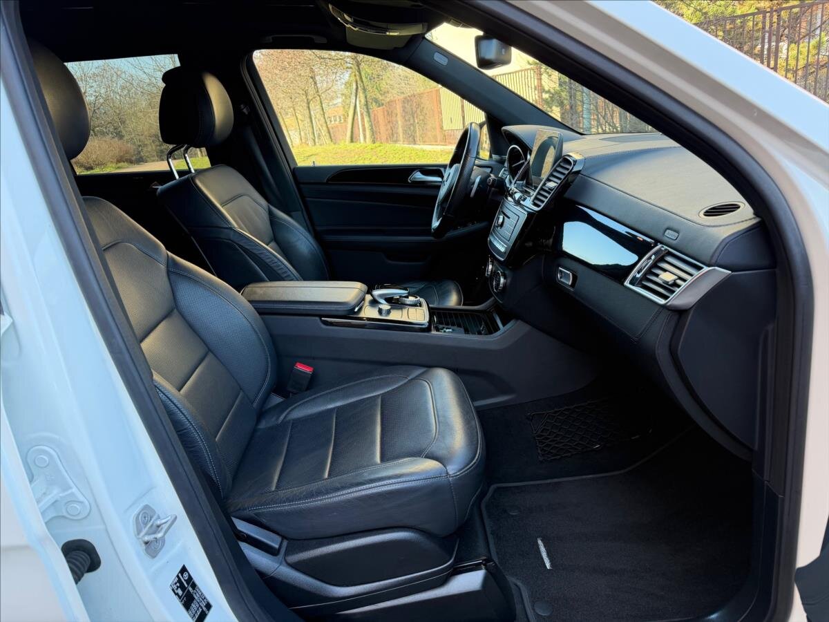 Mercedes-Benz GLS SUV / Terénní 3,0 l 190 kw