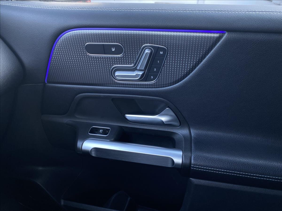 Mercedes-Benz GLB SUV / Terénní 2,0 l 110 kw