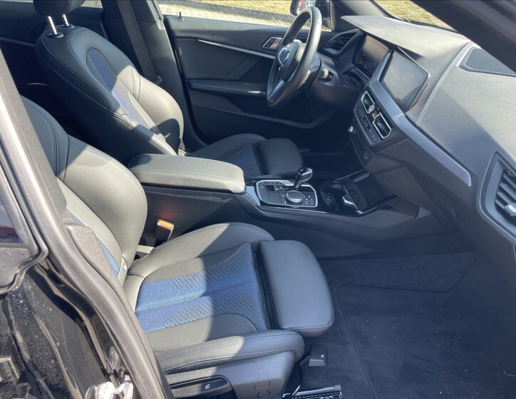 BMW Řada 2 Sedan / Limuzína 2,0 l 140 kw
