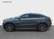 Mercedes-Benz GLE 8