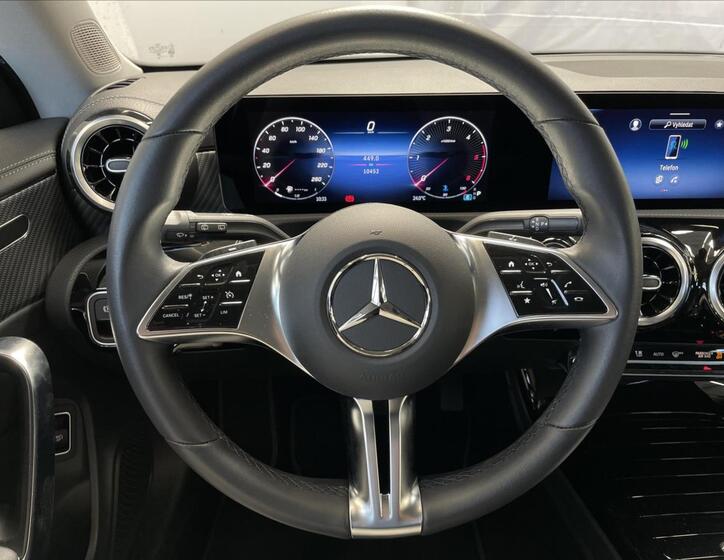 Mercedes-Benz CLA 10