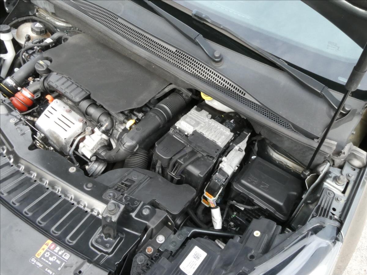 Opel Crossland X MPV 1,2 l 96 kw