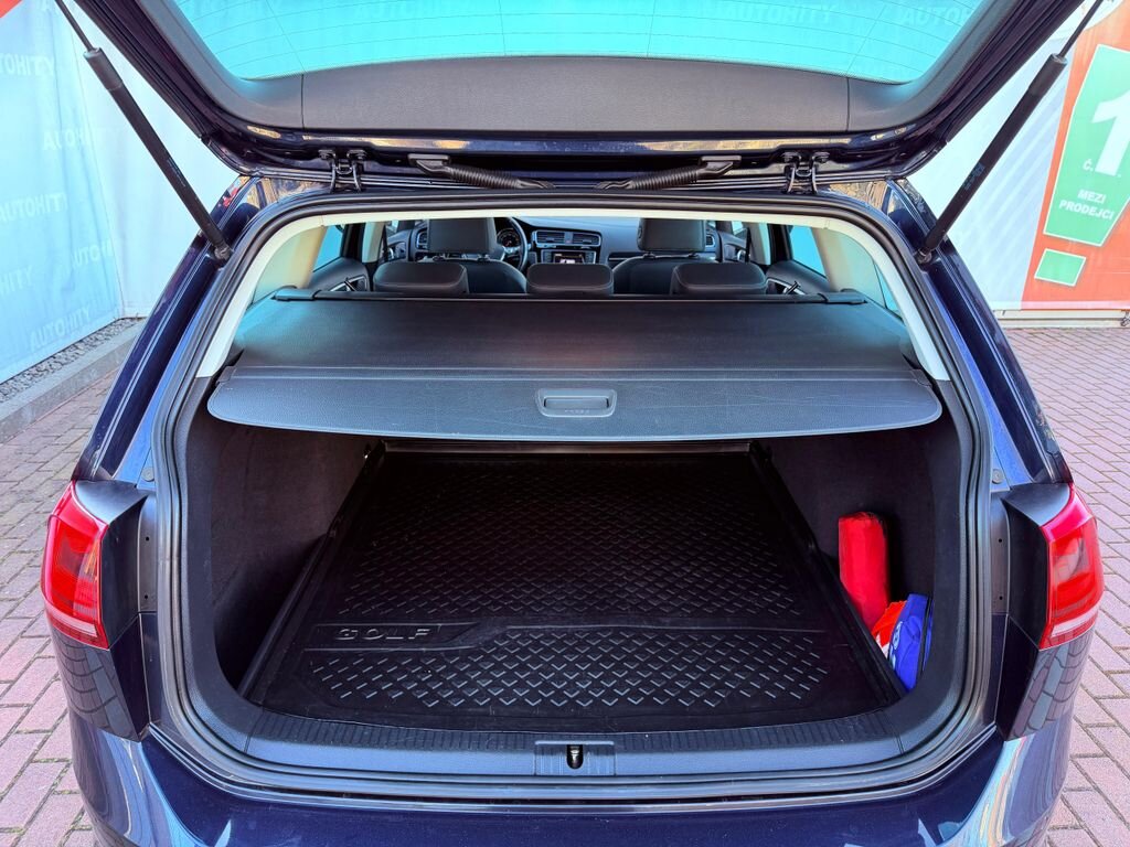 Volkswagen Golf Kombi 2,0 l 110 kw