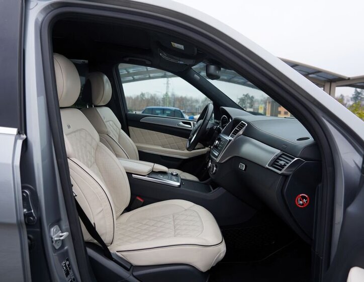 Mercedes-Benz GL SUV 3,0 l 190 kw