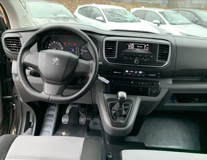 Peugeot Traveller VAN / Minibus 1,6 l 85 kw