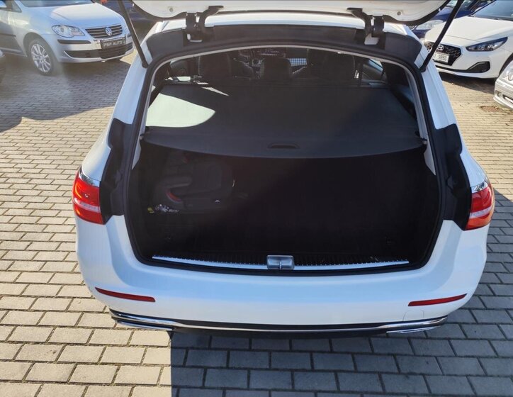 Mercedes-Benz Třídy E 37