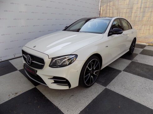 Mercedes-Benz Třídy E Sedan / Limuzína 3,0 l 320 kw
