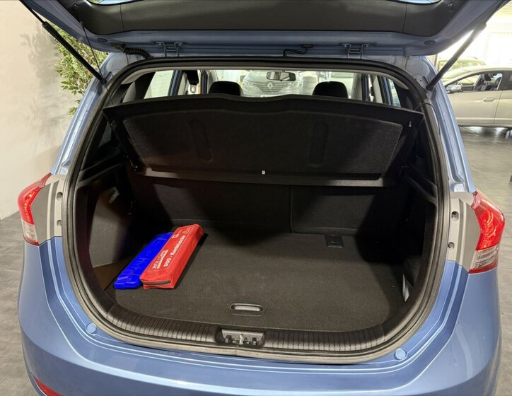 Hyundai ix20 MPV 1,6 l 92 kw