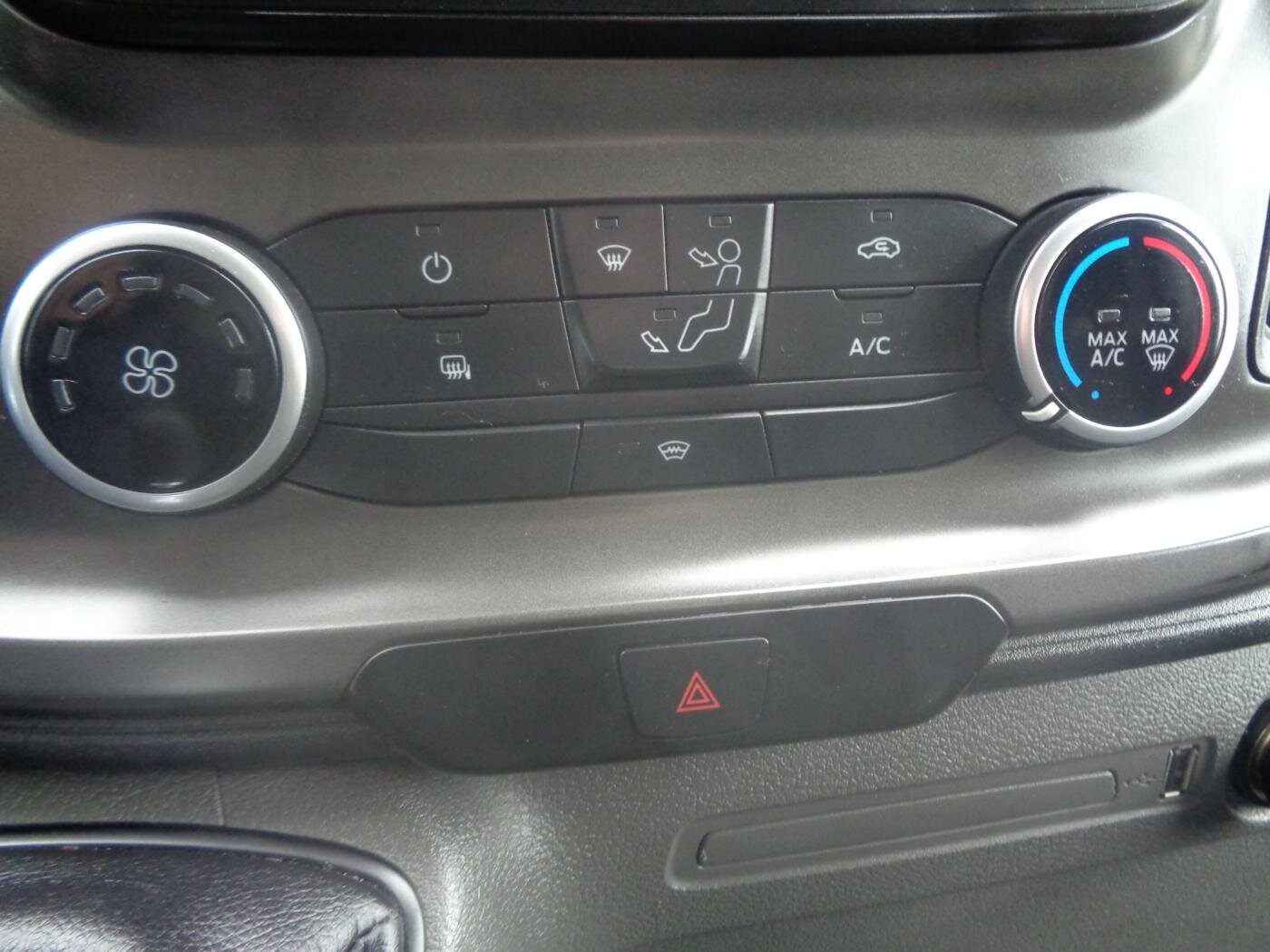 Ford Transit Ostatní 2,0 l 96 kw