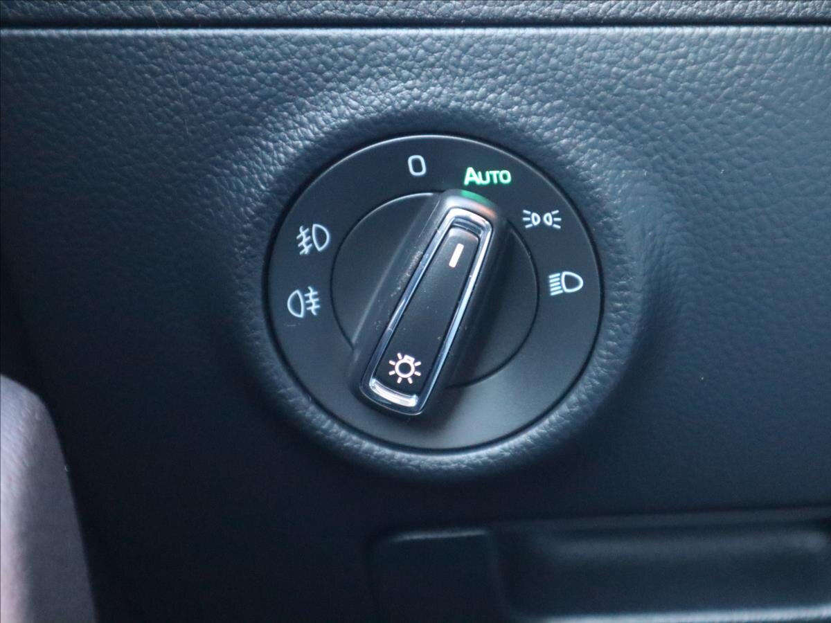 Škoda Superb Kombi 2,0 l 110 kw