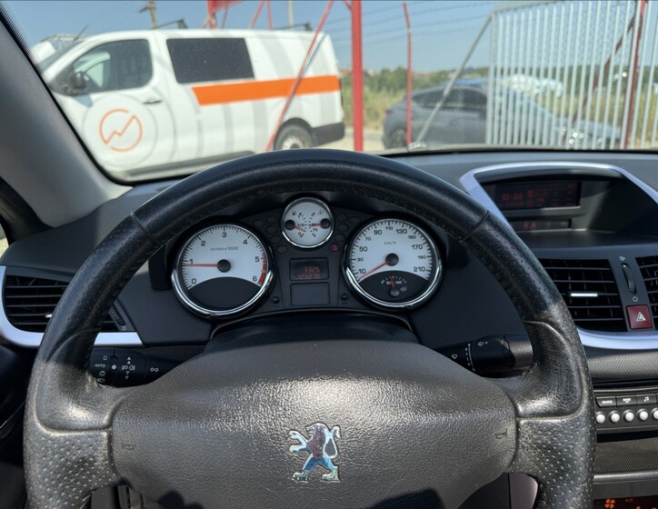 Peugeot 207 14