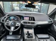 BMW X5 8