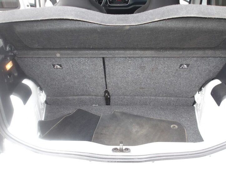 Volkswagen up! Hatchback 999,0 50 kw