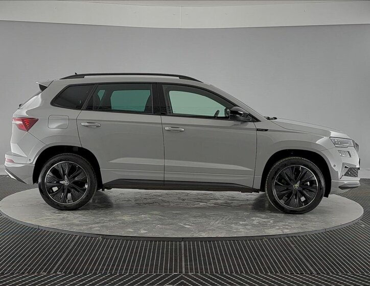 Škoda Karoq SUV / Terénní 1,5 l 110 kw