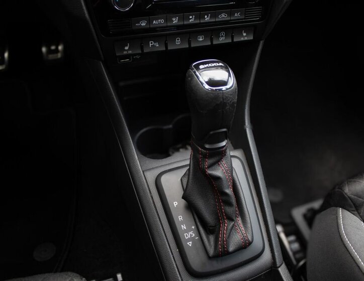 Škoda Rapid Sedan / Limuzína 999,0 81 kw