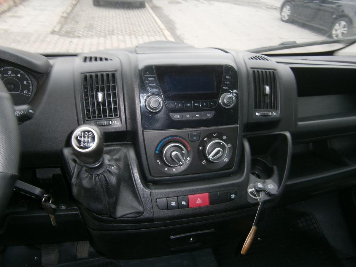 Citroën Jumper Skříň 2,2 l 110 kw