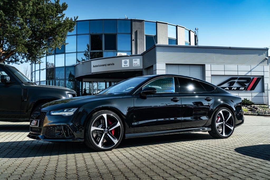 Audi RS7 Sedan / Limuzína 4,0 l 412 kw