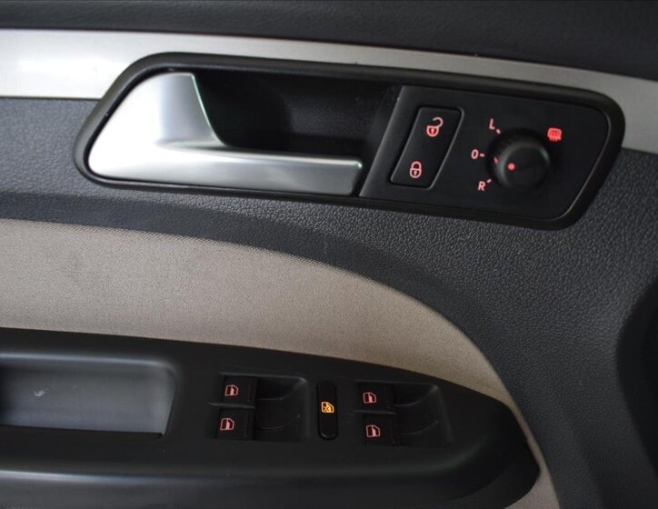 Volkswagen Touran MPV 1,4 l 103 kw