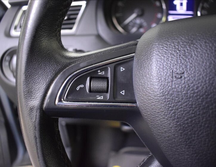 Škoda Rapid Liftback 1,2 l 77 kw