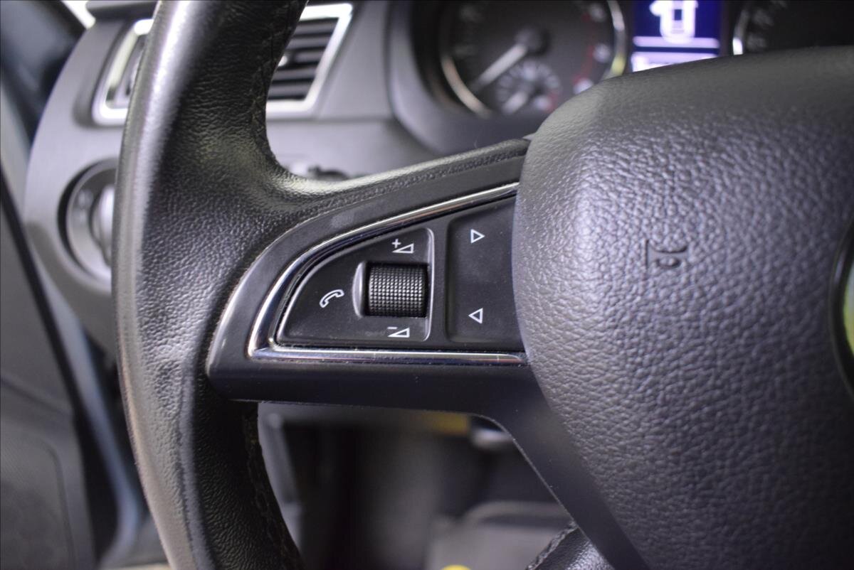 Škoda Rapid Liftback 1,2 l 77 kw