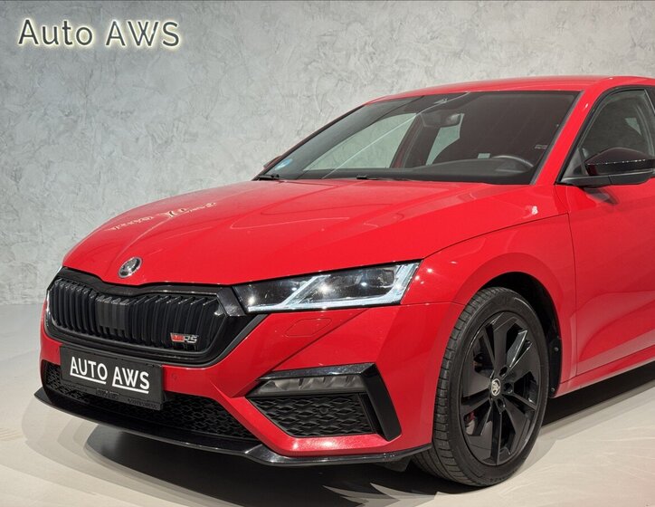 Škoda Octavia Sedan / Limuzína 2,0 l 180 kw