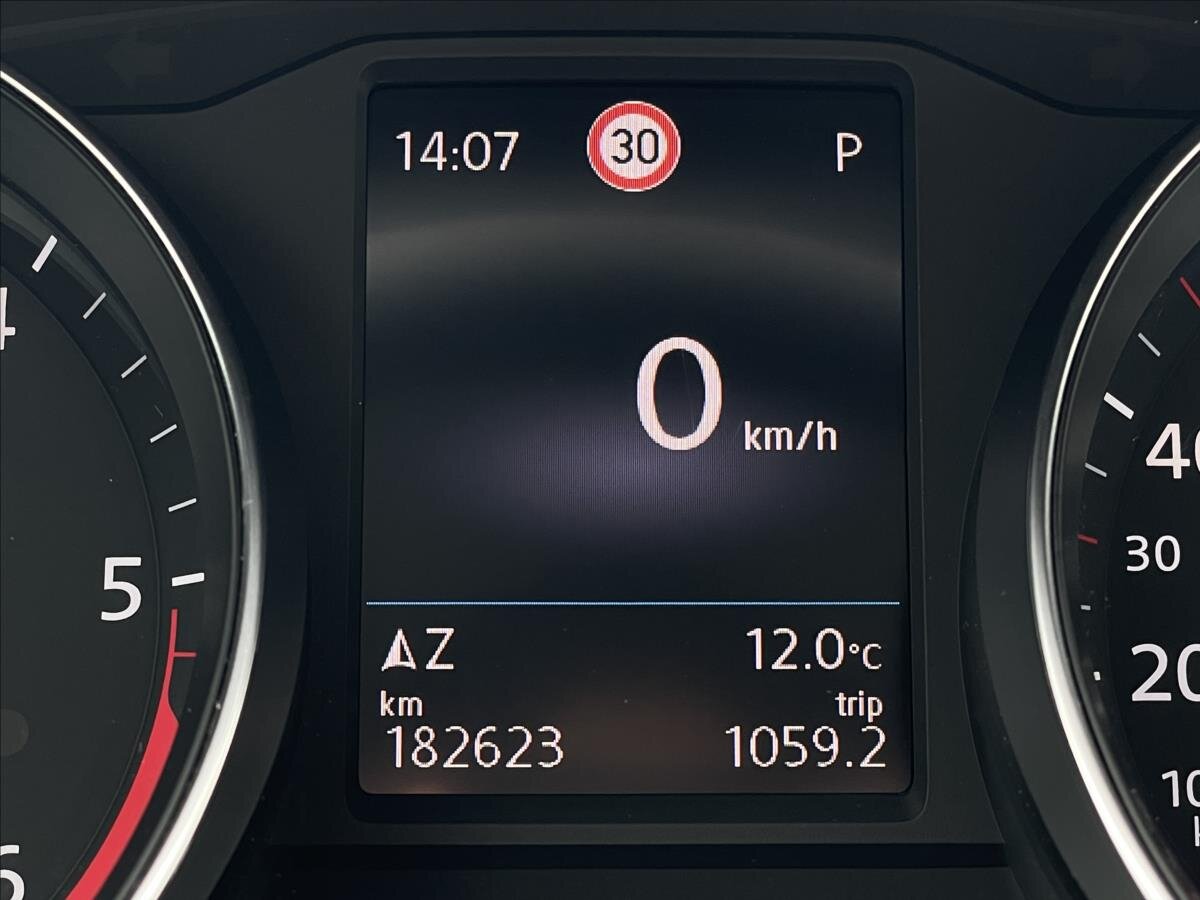 Volkswagen Passat Kombi 2,0 l 110 kw