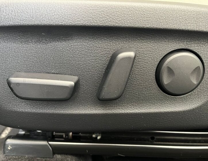 Mazda MX-30 SUV / Terénní 0,0 107 kw