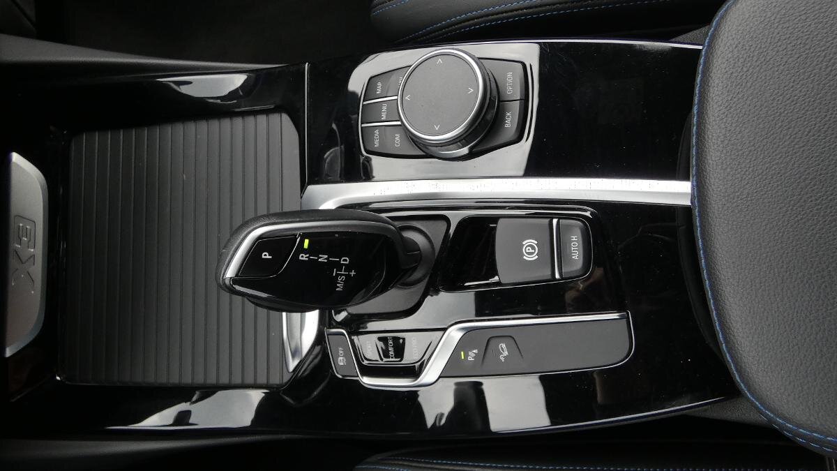 BMW X3 SUV / Terénní 2,0 l 140 kw