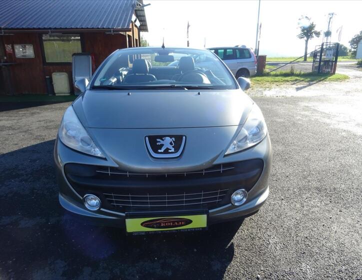Peugeot 207 23