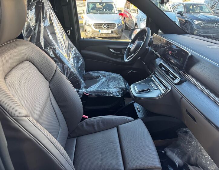 Mercedes-Benz Třídy V 9