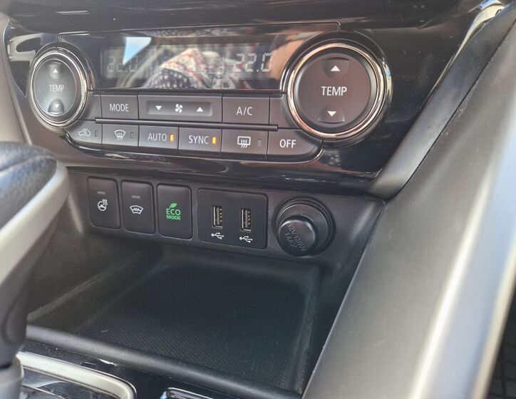 Mitsubishi Ostatní 13