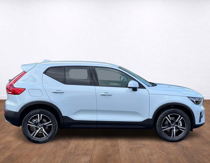 Volvo XC40 SUV / Terénní 2,0 l 120 kw