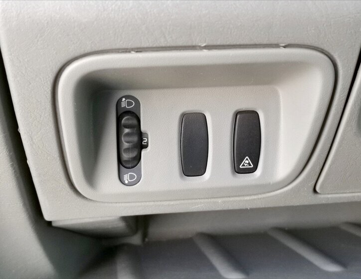 Renault Trafic Ostatní 2,5 l 99 kw