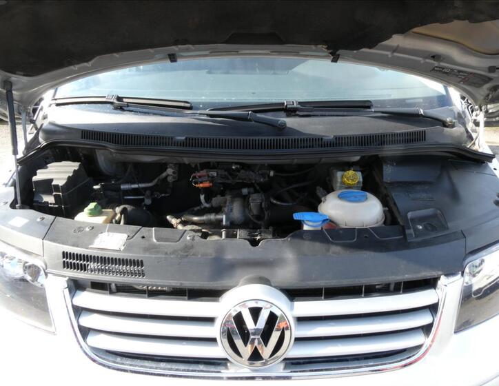 Volkswagen Caravelle 39