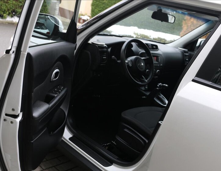 KIA Soul Hatchback 1,6 l 97 kw