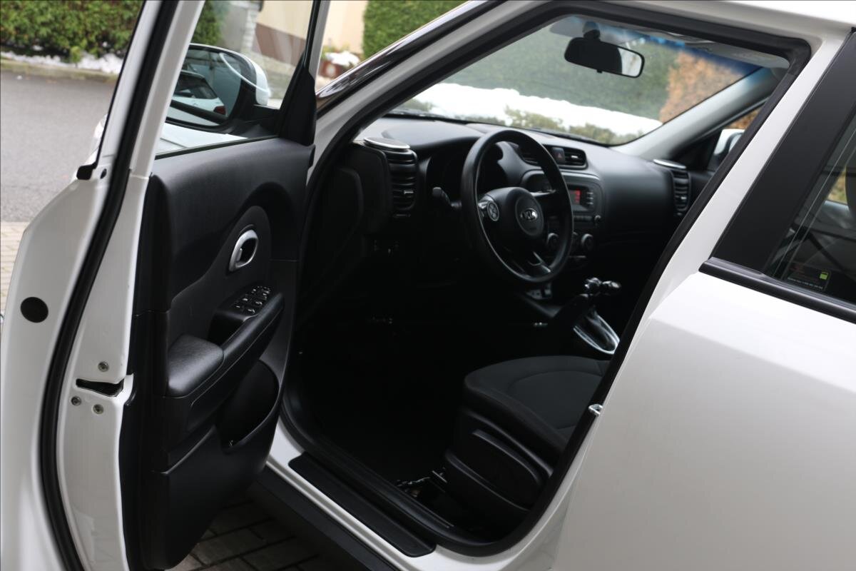 KIA Soul Hatchback 1,6 l 97 kw