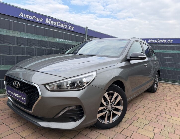 Hyundai i30 Kombi 998,0 88 kw