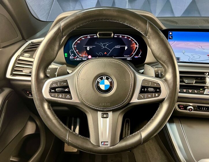 BMW X5 SUV 3,0 l 210 kw