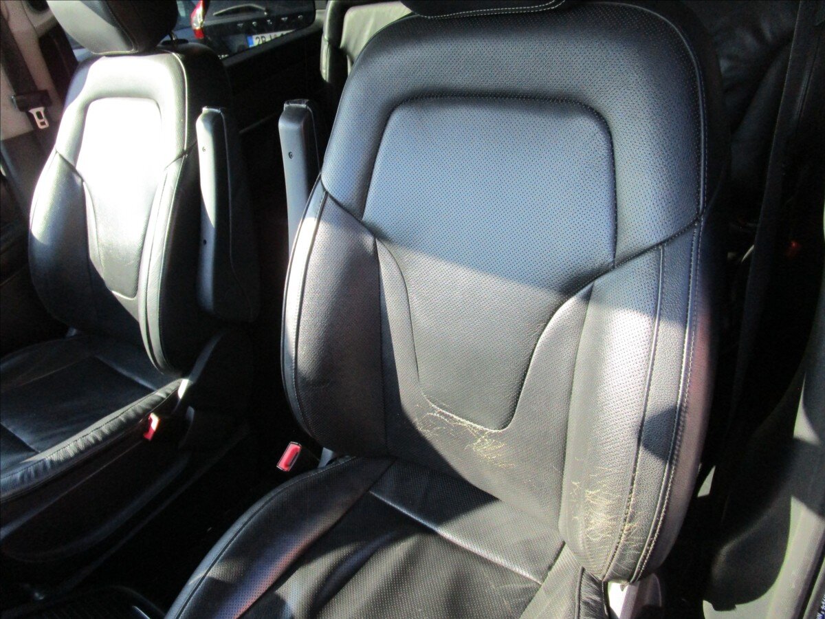 Mercedes-Benz Třídy V Kombi 2,1 l 140 kw