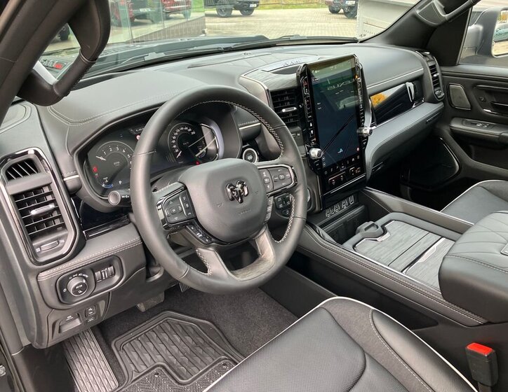 Dodge RAM Pick-up 3,0 l 403 kw