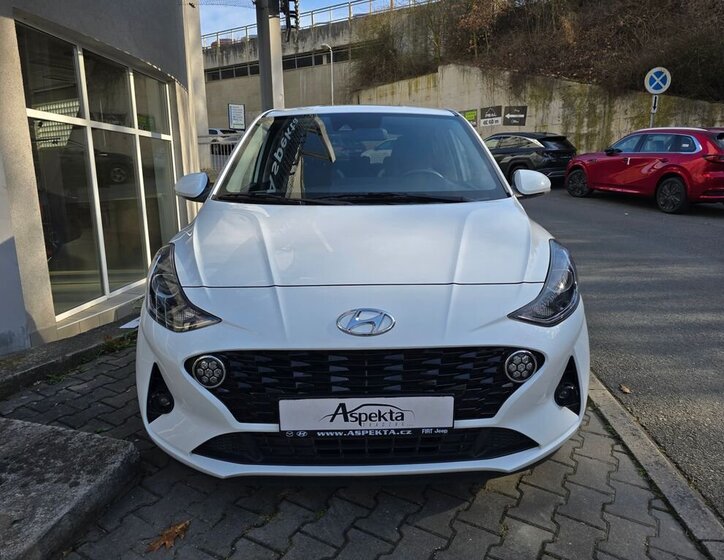 Hyundai i10 Hatchback 1,2 l 61 kw