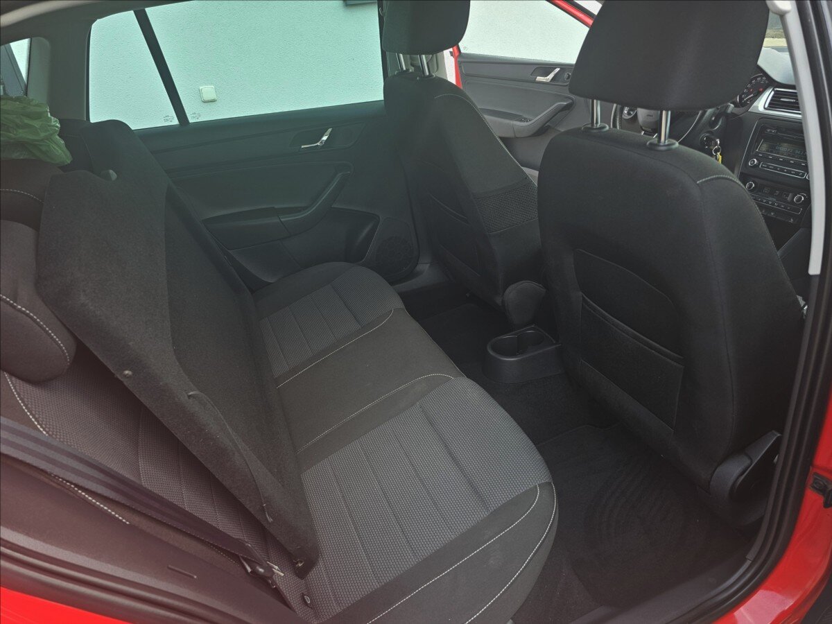 Škoda Rapid Hatchback 1,2 l 77 kw