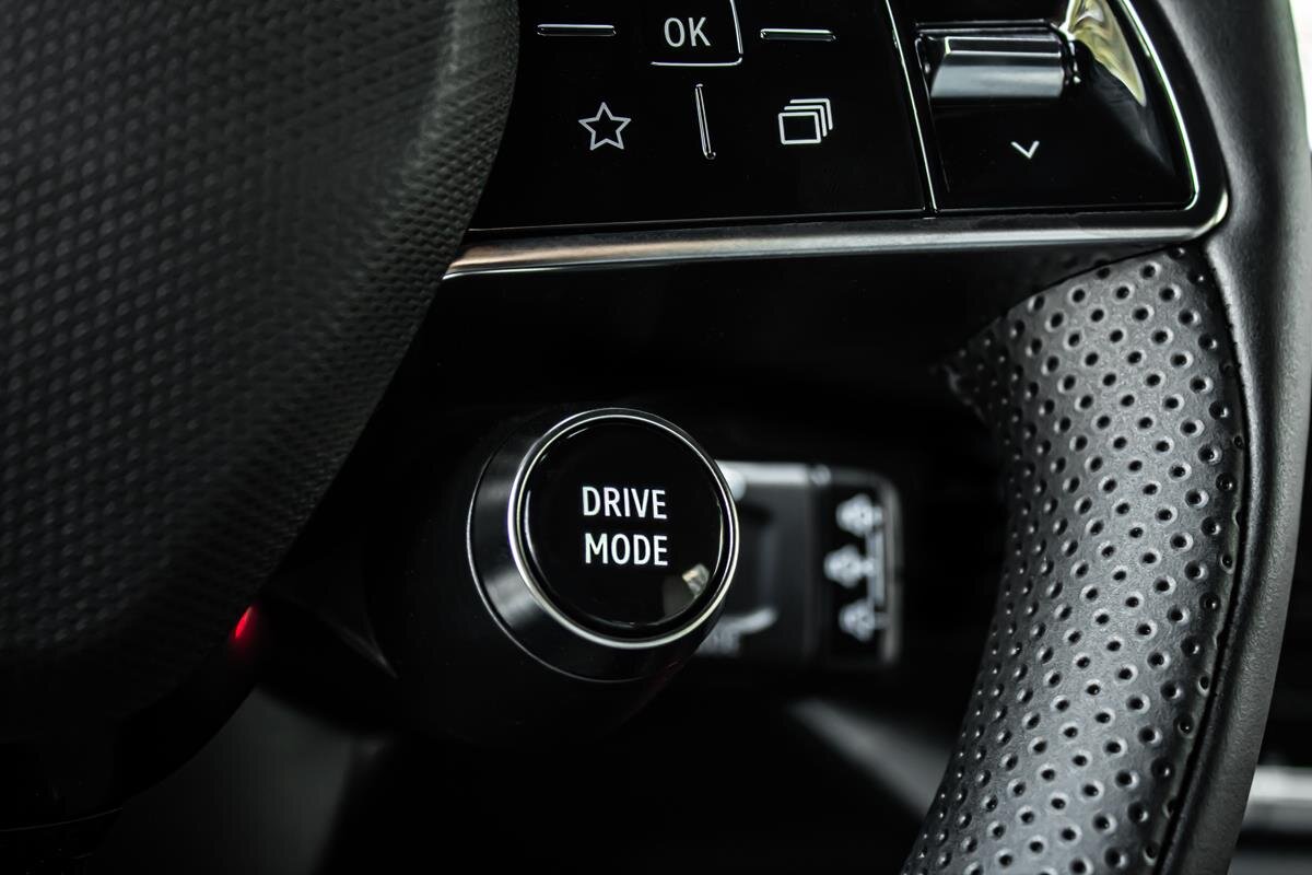 Nissan Micra Hatchback 0,0 110 kw