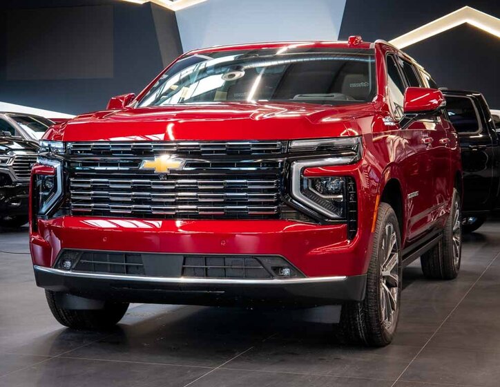 Chevrolet Suburban SUV / Terénní 6,2 l 313 kw