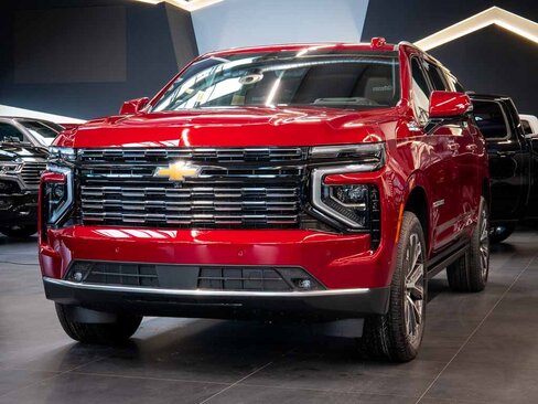 Chevrolet Suburban SUV 6,2 l 313 kw