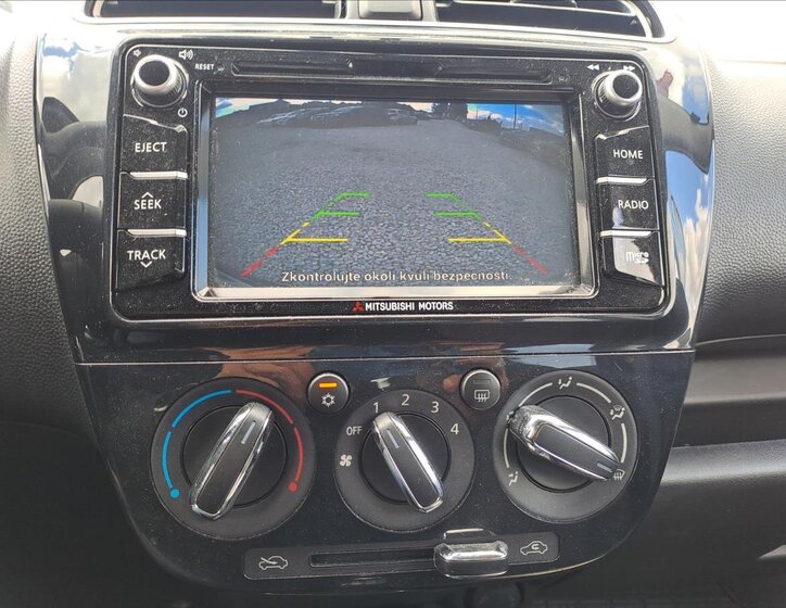 Mitsubishi Space Star 13