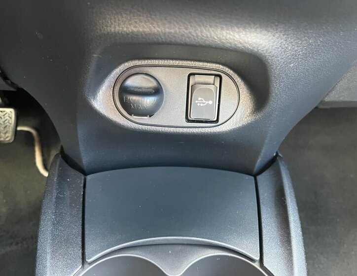 Toyota Yaris Hatchback 1,5 l 82 kw