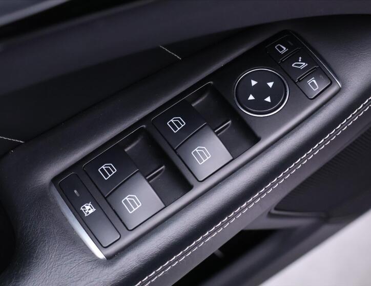 Mercedes-Benz CLS 18