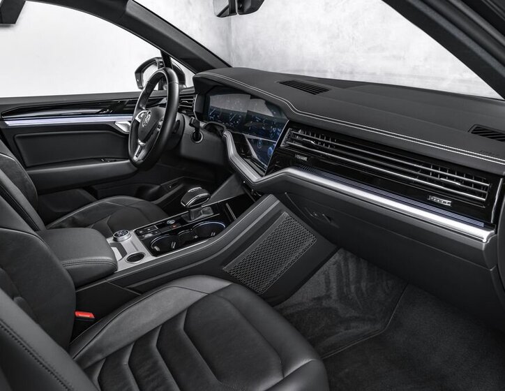 Volkswagen Touareg SUV / Terénní 3,0 l 210 kw