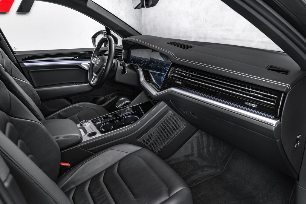 Volkswagen Touareg SUV / Terénní 3,0 l 210 kw